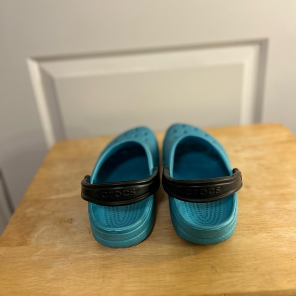 Crocs - Picture 4 of 5